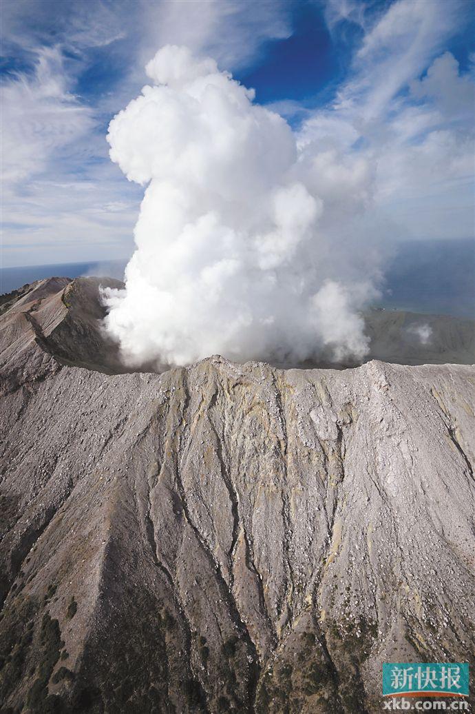 新西兰火山喷发涉两名中国公民